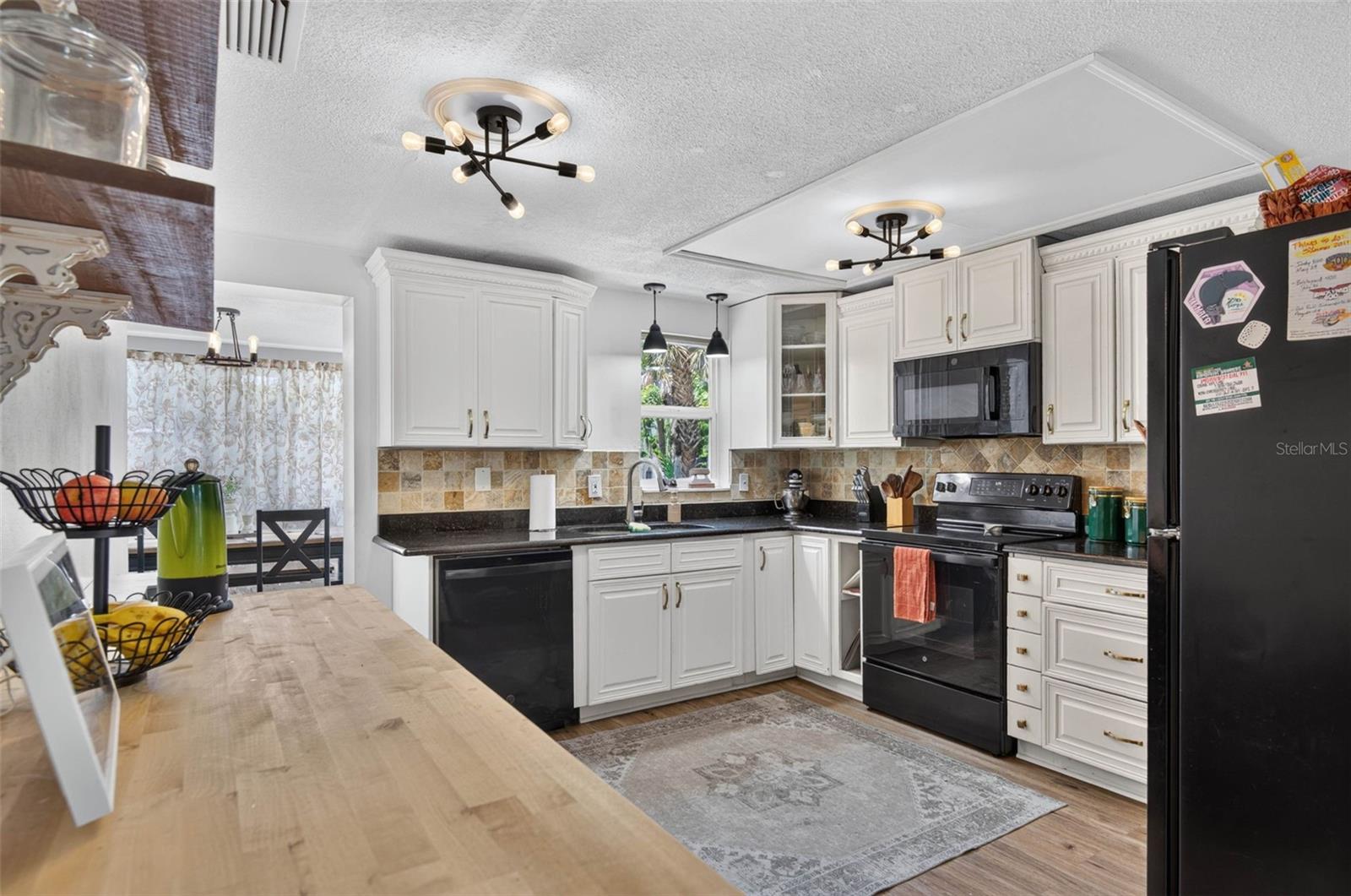 7235 ASTOR DR — photo 8