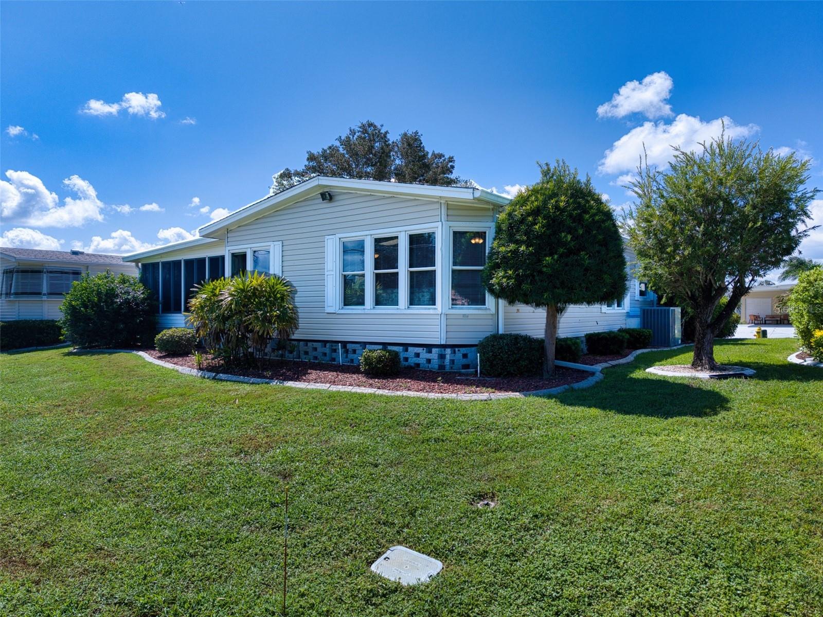 8530 COUNTESS AVENUE CIR — photo 24