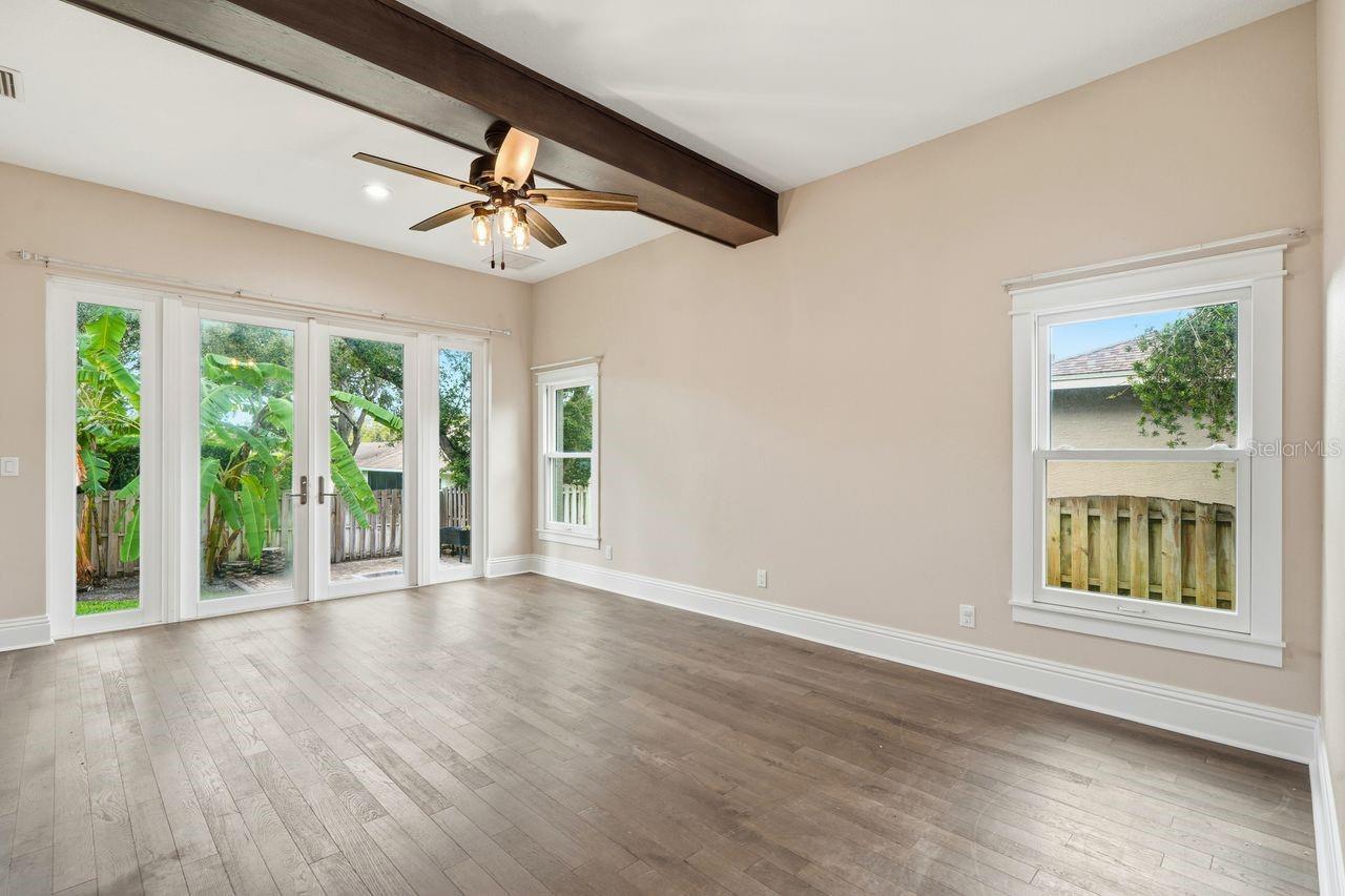 700 WESTFIELD CT — photo 31