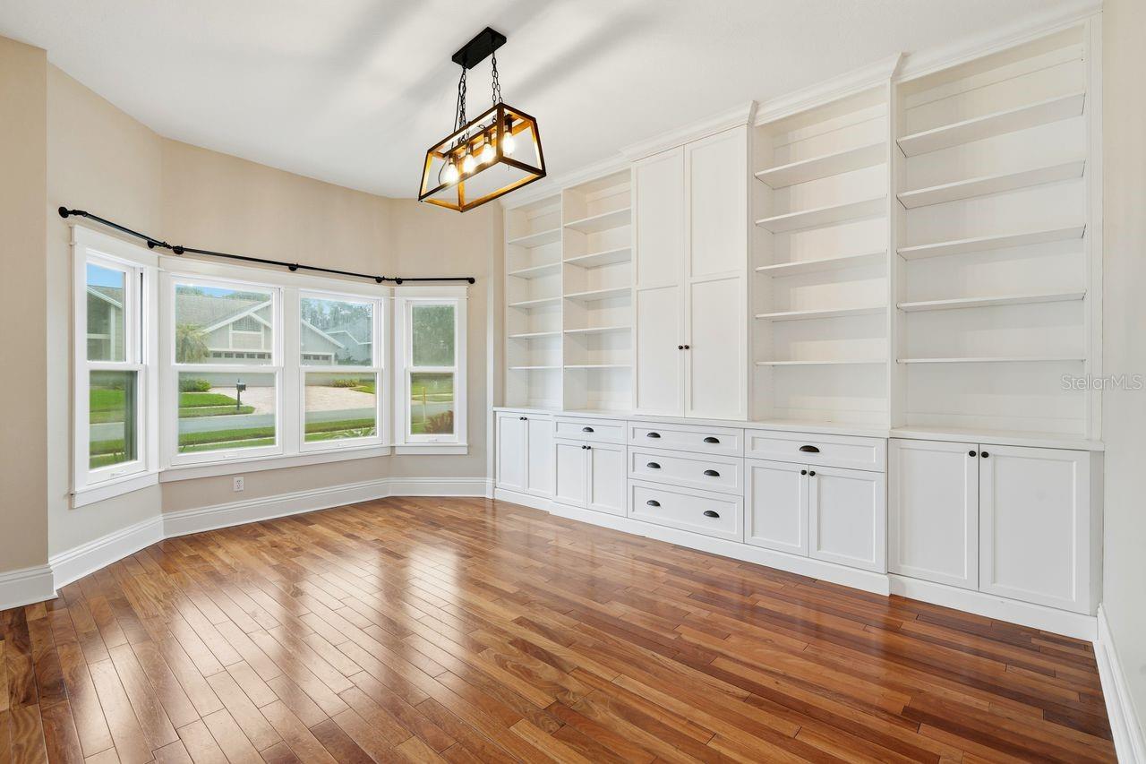 700 WESTFIELD CT — photo 28