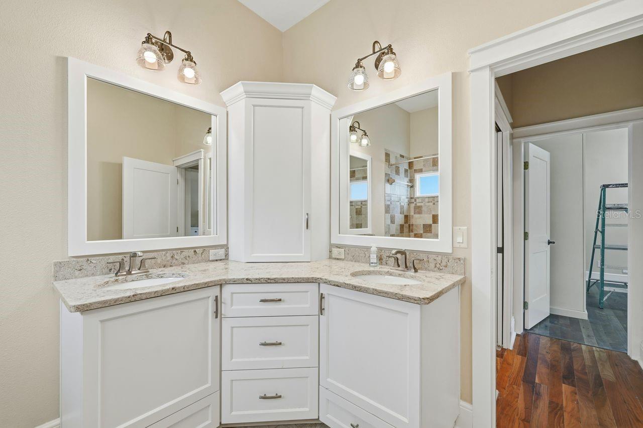 700 WESTFIELD CT — photo 49