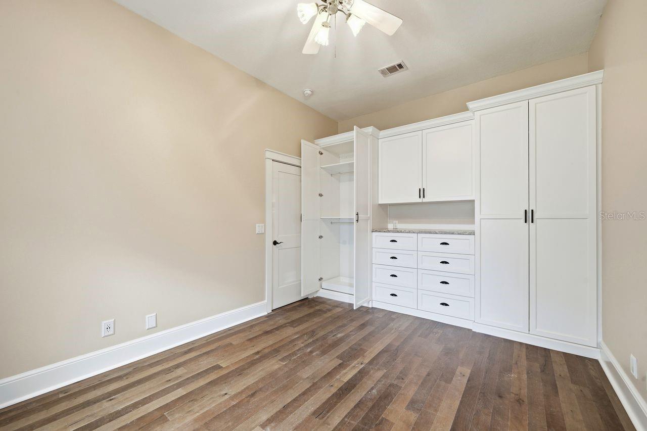 700 WESTFIELD CT — photo 45