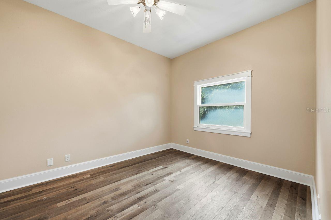 700 WESTFIELD CT — photo 44