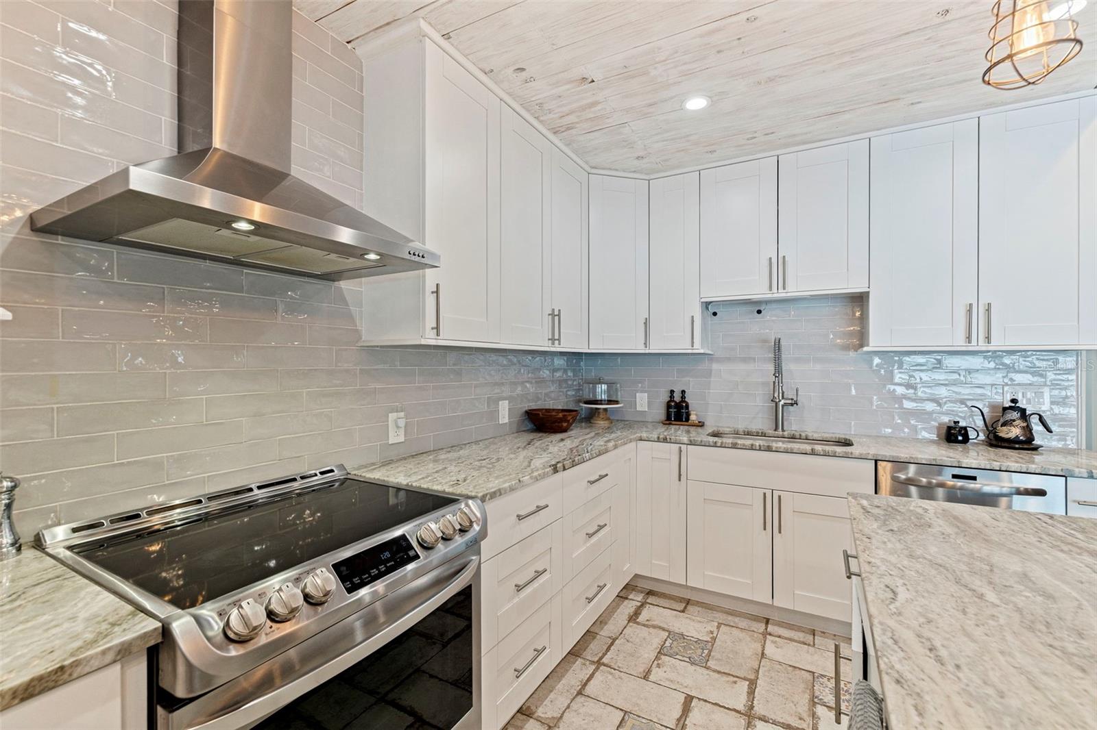 7151 121ST AVE — photo 12