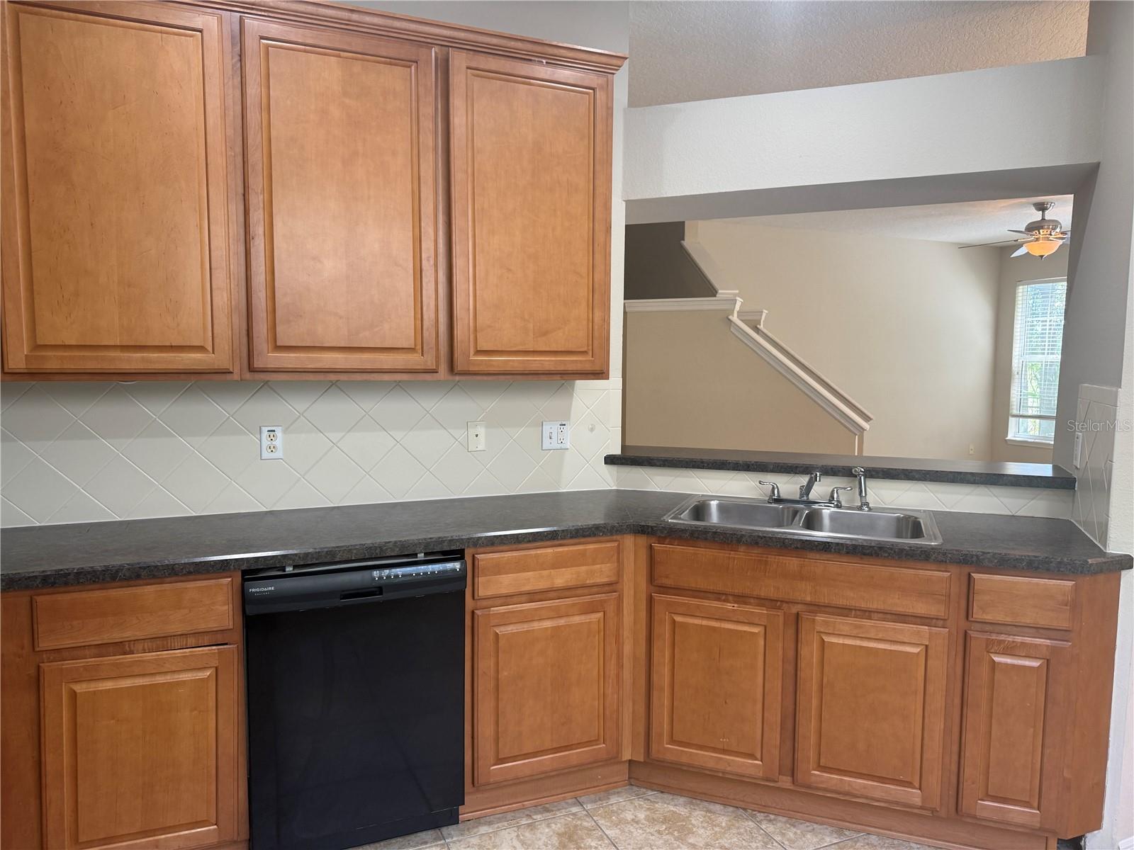 6730 EAGLE FEATHER DR — photo 21