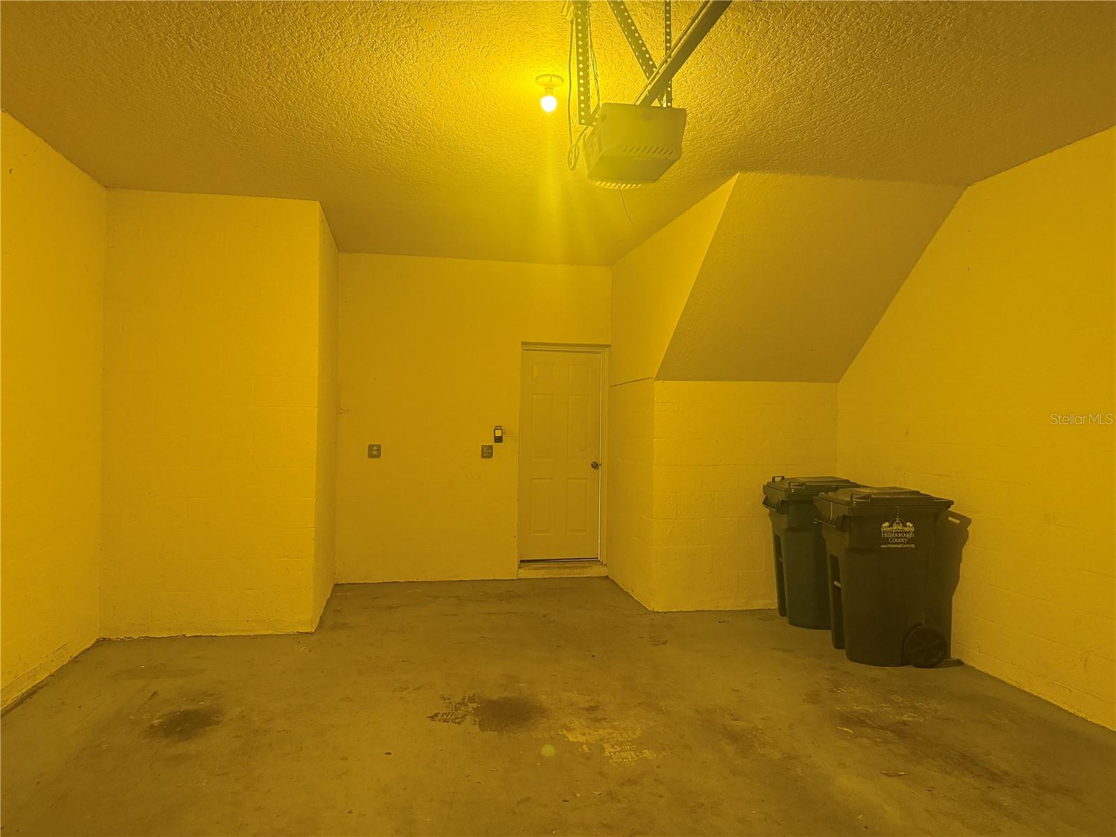 6730 EAGLE FEATHER DR — photo 26