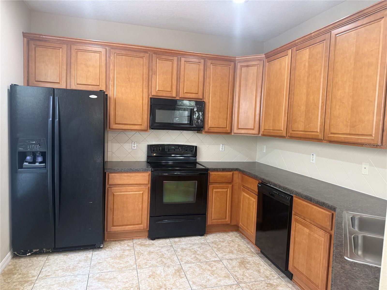6730 EAGLE FEATHER DR — photo 19