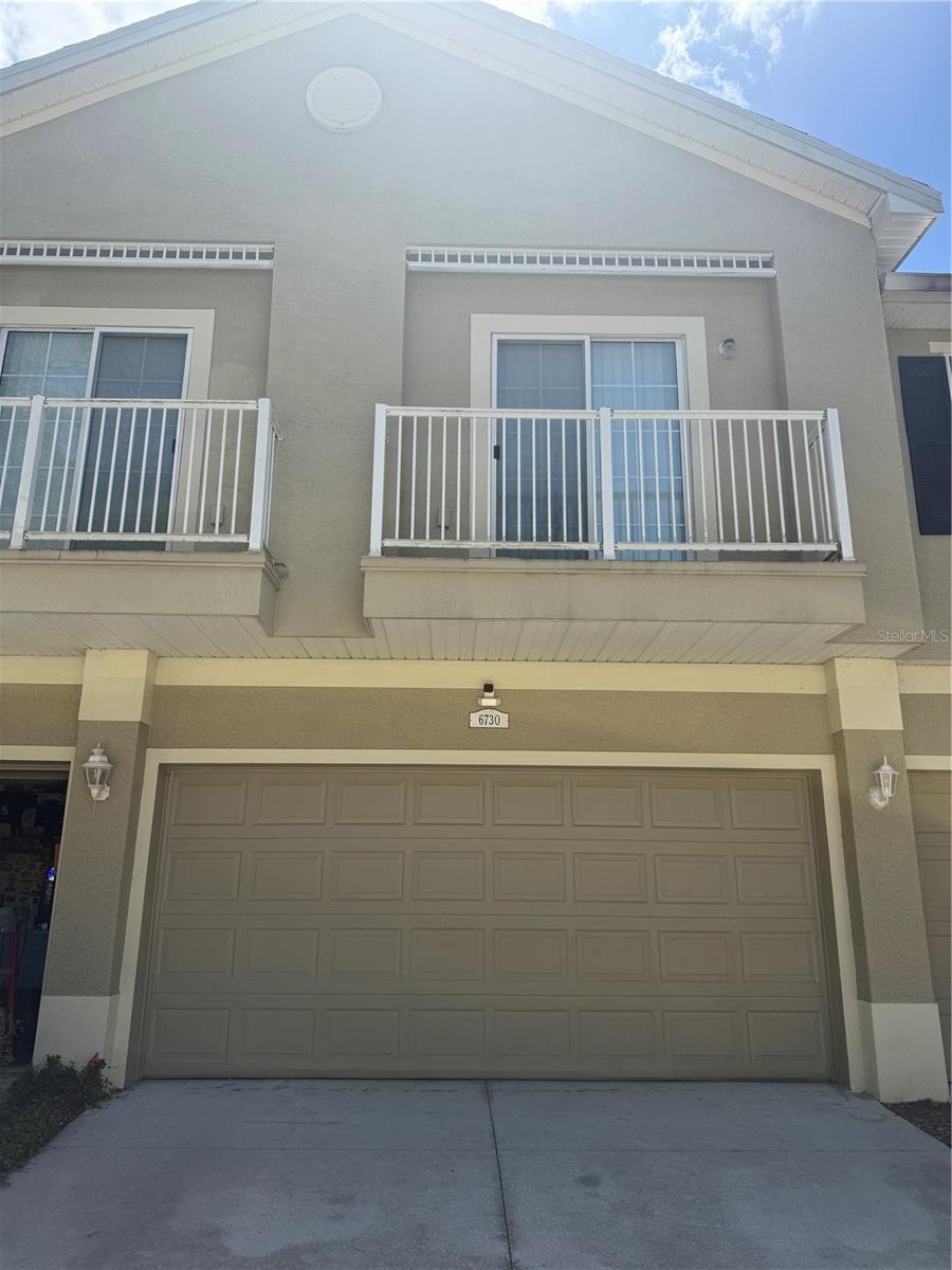 6730 EAGLE FEATHER DR — photo 2