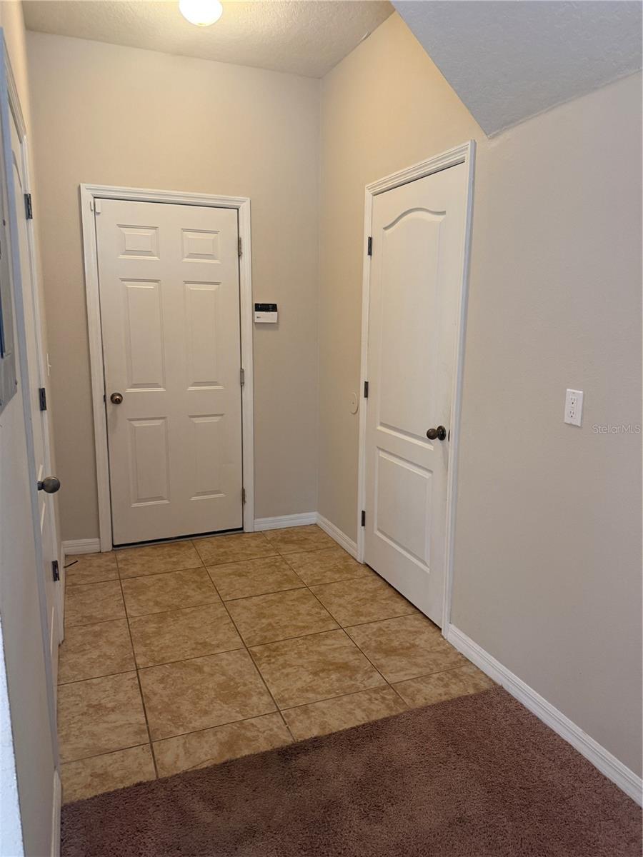 6730 EAGLE FEATHER DR — photo 18