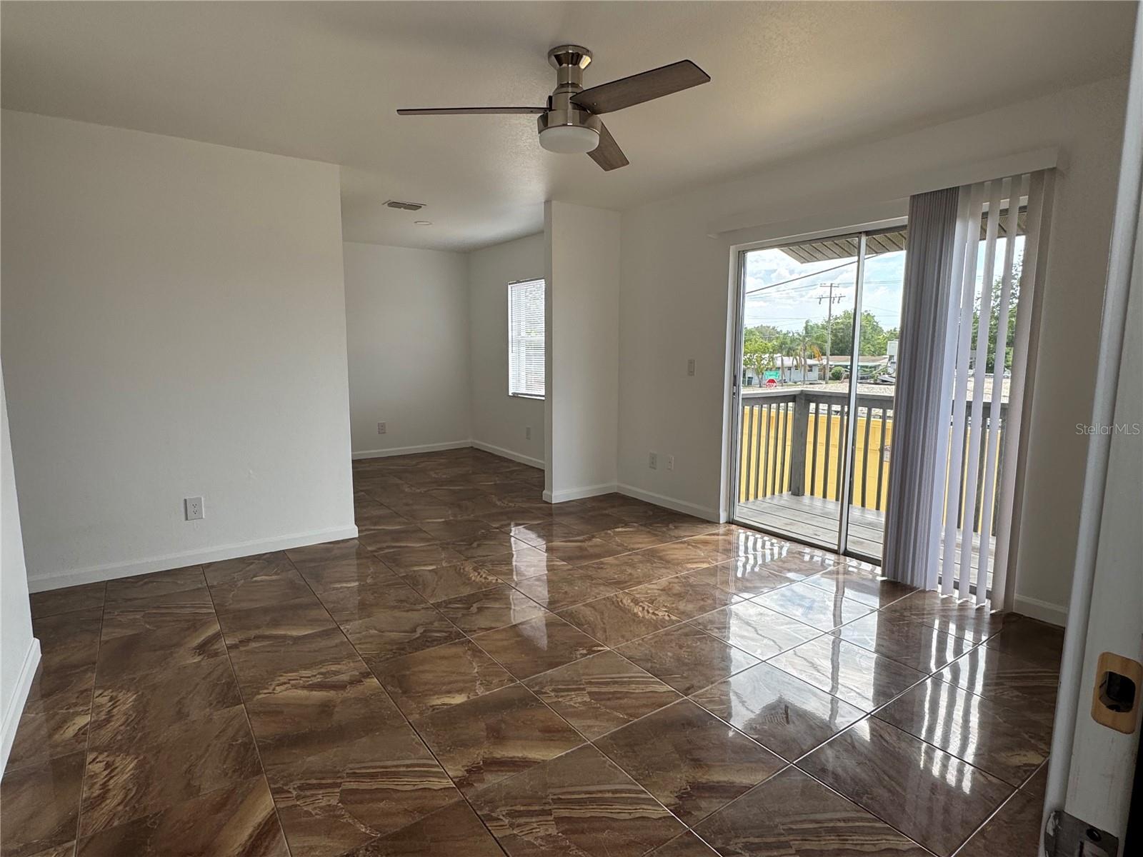 5608 S MANHATTAN AVE #A — photo 3