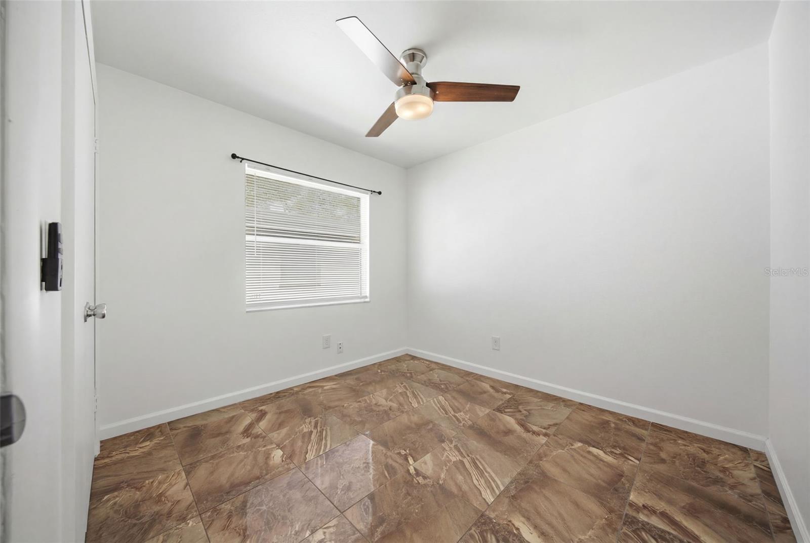 5608 S MANHATTAN AVE #A — photo 11