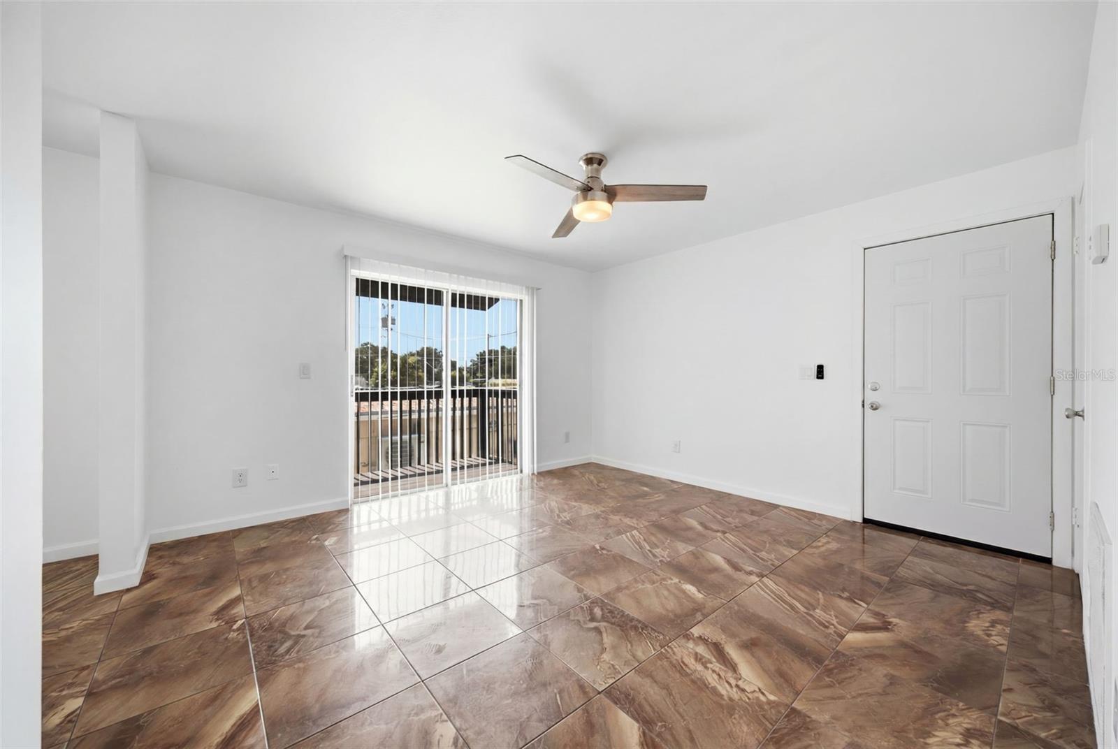 5608 S MANHATTAN AVE #A — photo 6