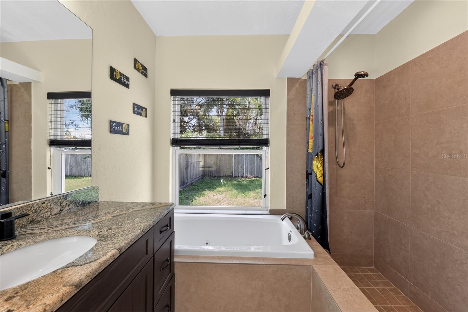 1816 RITA ST — photo 14