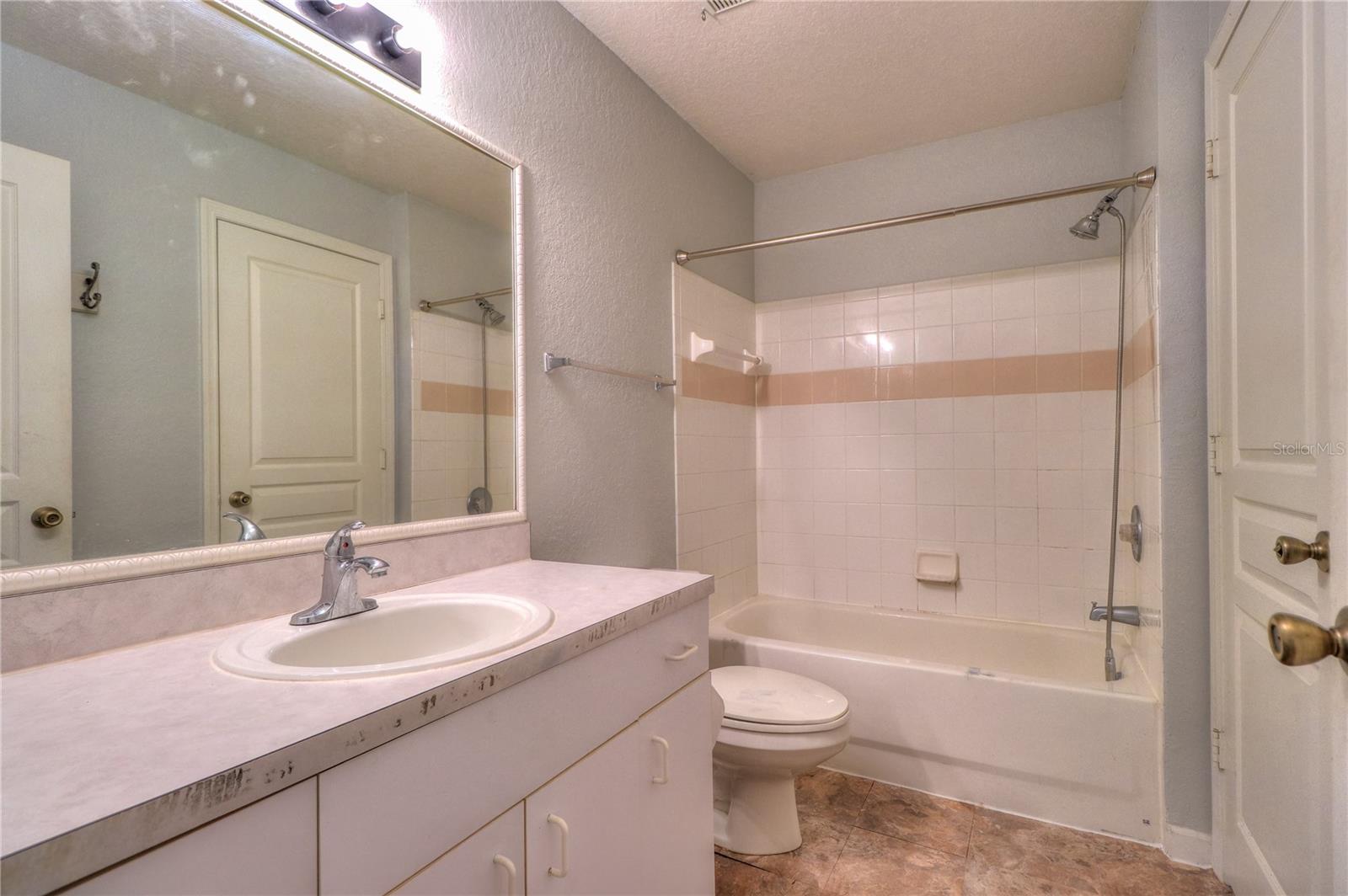 17102 CARRINGTON PARK DR #320 — photo 36