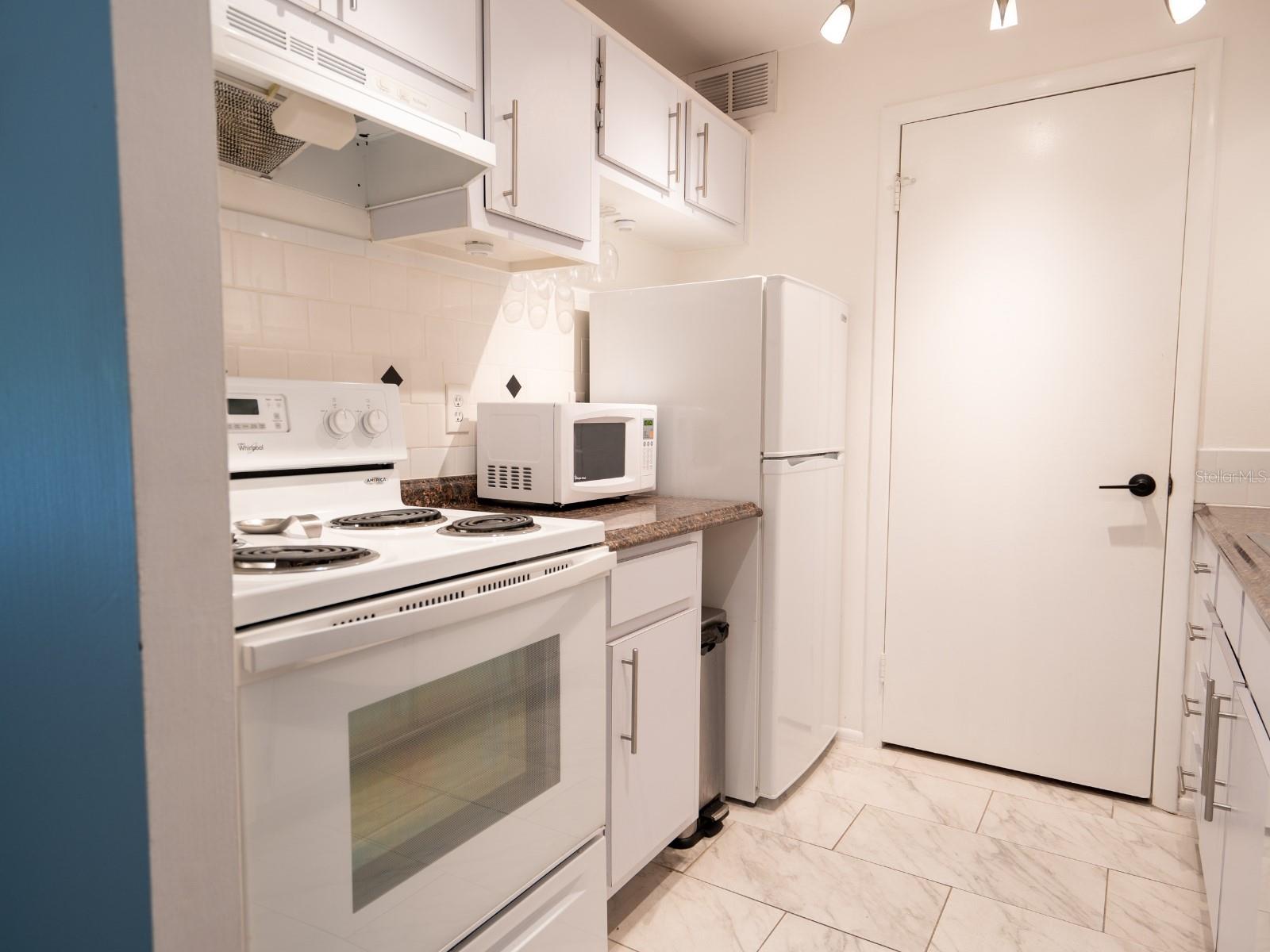 3255 BENEVA RD #201 — photo 6