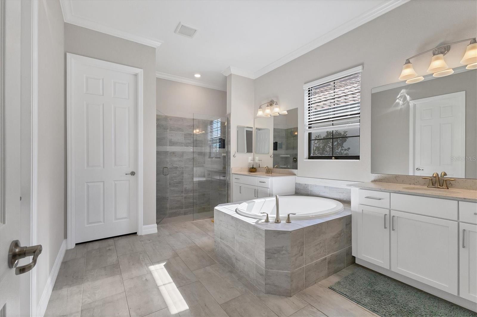 7028 HIGHGATE LN — photo 21