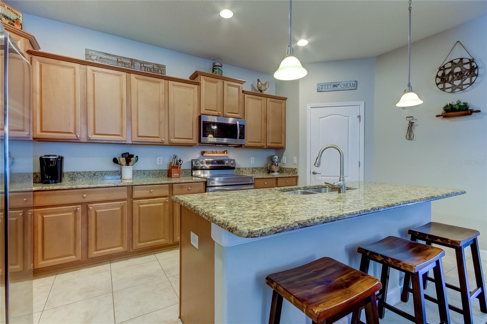 12755 SAULSTON PL — photo 38