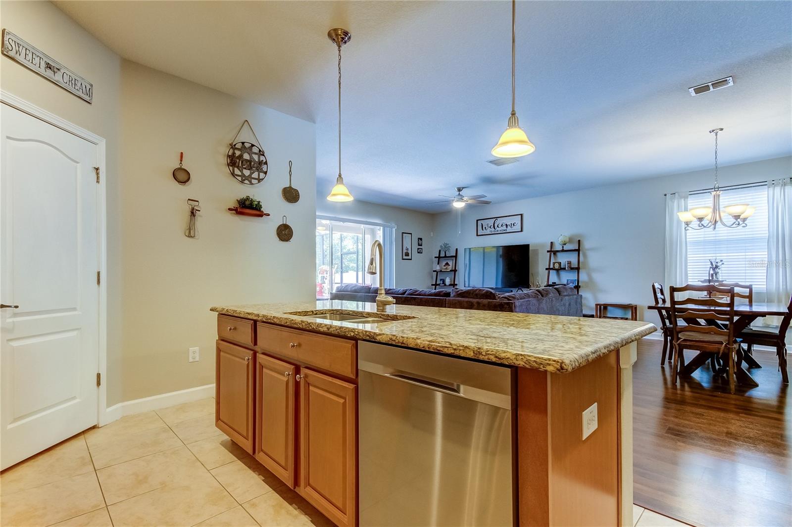 12755 SAULSTON PL — photo 43