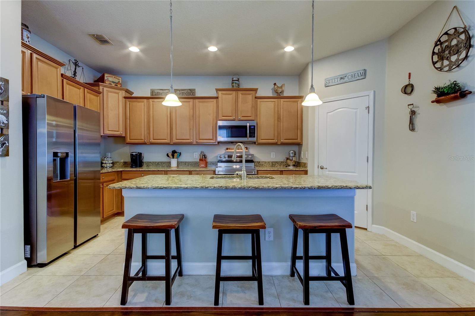 12755 SAULSTON PL — photo 39