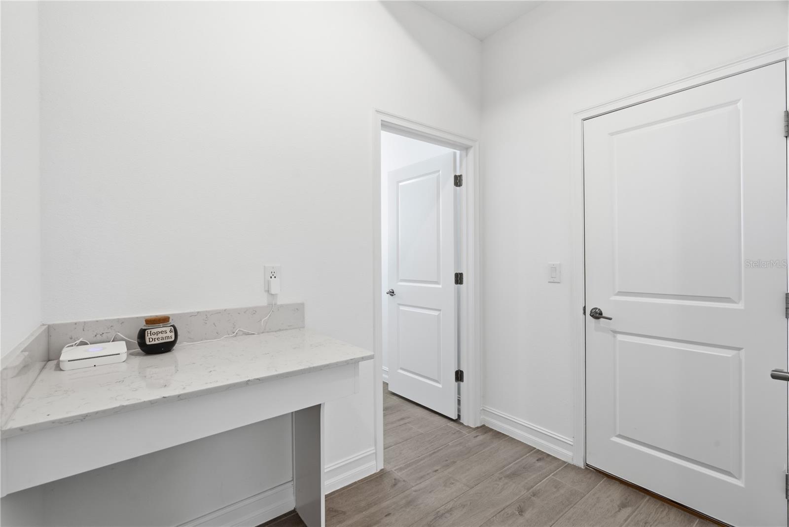 8908 LITTLE BLUESTEM DR — photo 30