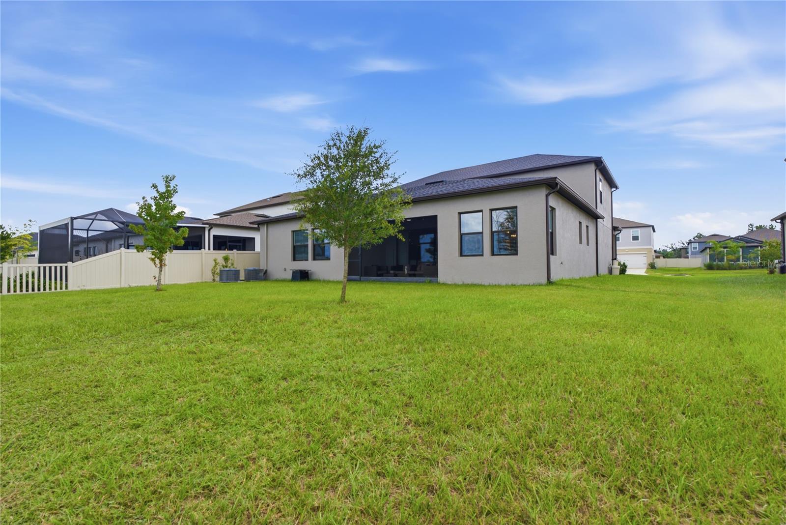 8908 LITTLE BLUESTEM DR — photo 41