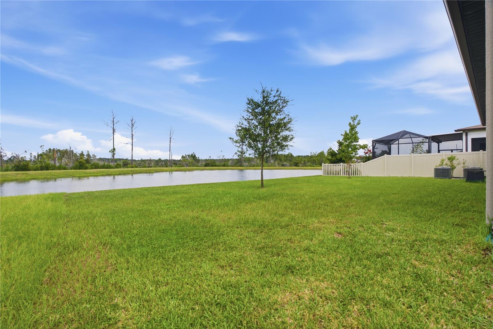 8908 LITTLE BLUESTEM DR — photo 40