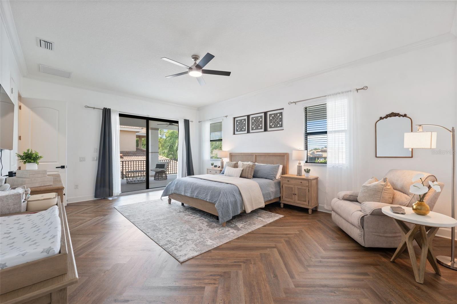 2591 GRAND CYPRESS BLVD — photo 32