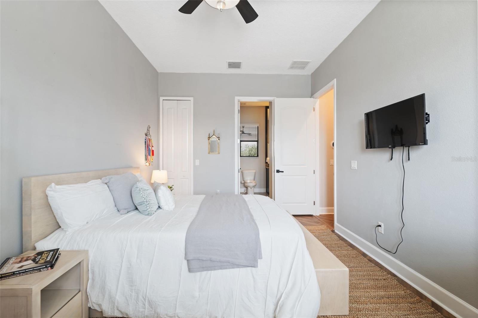 2591 GRAND CYPRESS BLVD — photo 42
