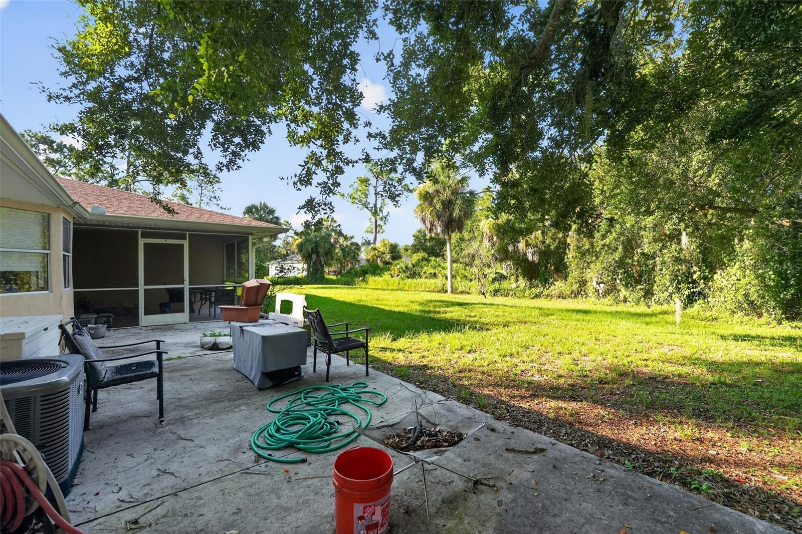 1116 DUSTIN RD — photo 3