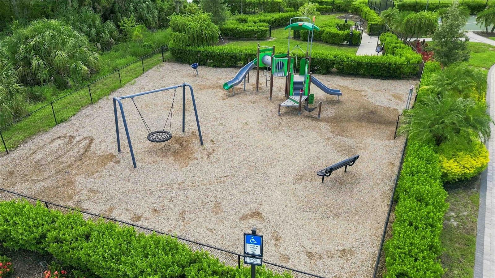 5517 SUMMIT GLN — photo 48