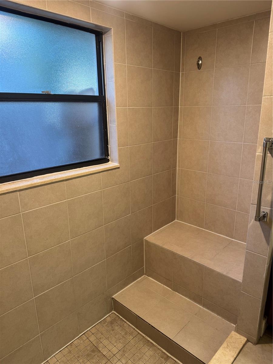 2537 ARBORWOOD DR — photo 18