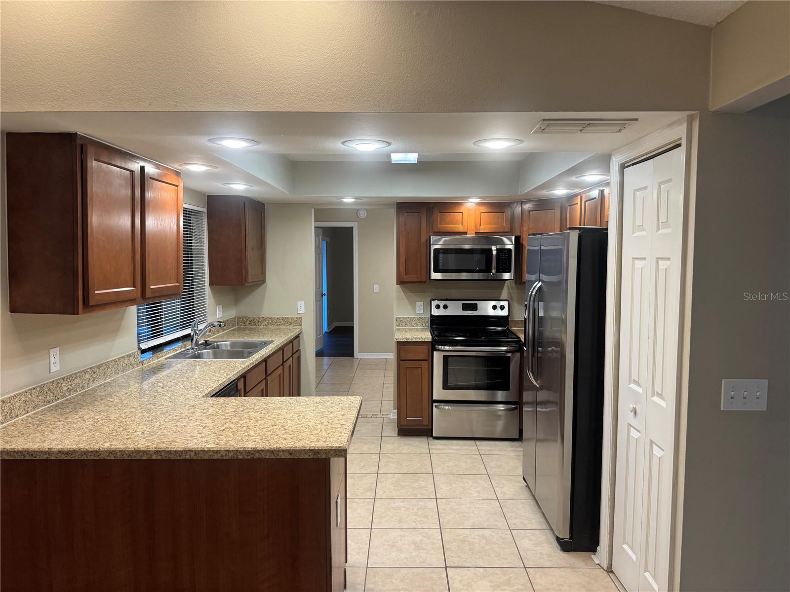 2537 ARBORWOOD DR — photo 6