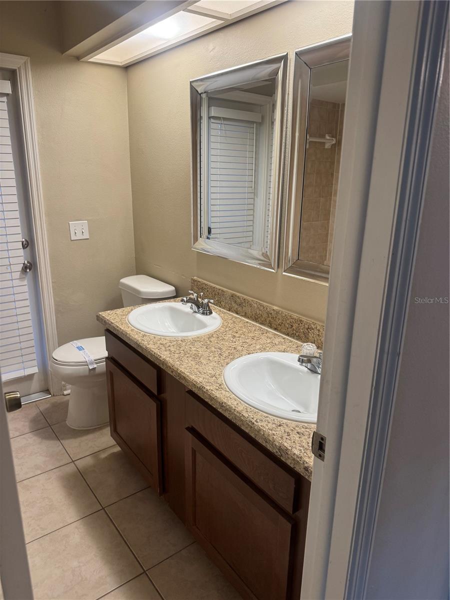 2537 ARBORWOOD DR — photo 11