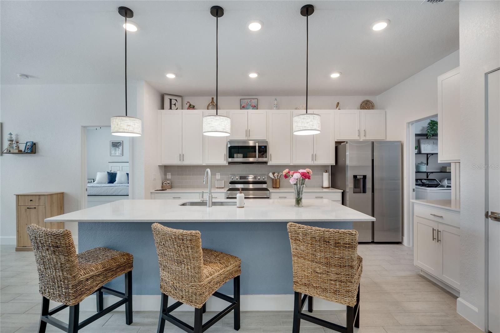 4033 UNION LN — photo 10