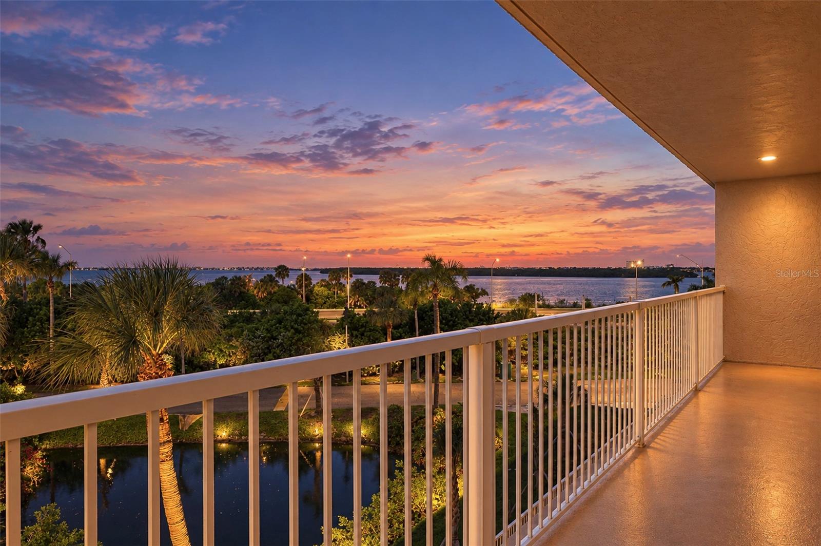 7430 SUNSHINE SKYWAY LN S #405 — photo 19