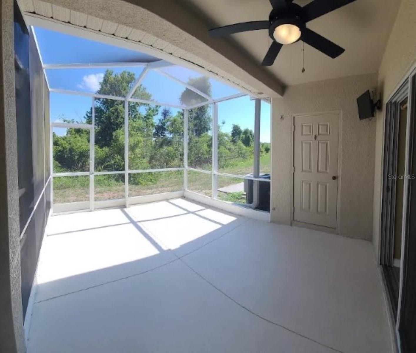 15746 STABLE RUN DR — photo 38