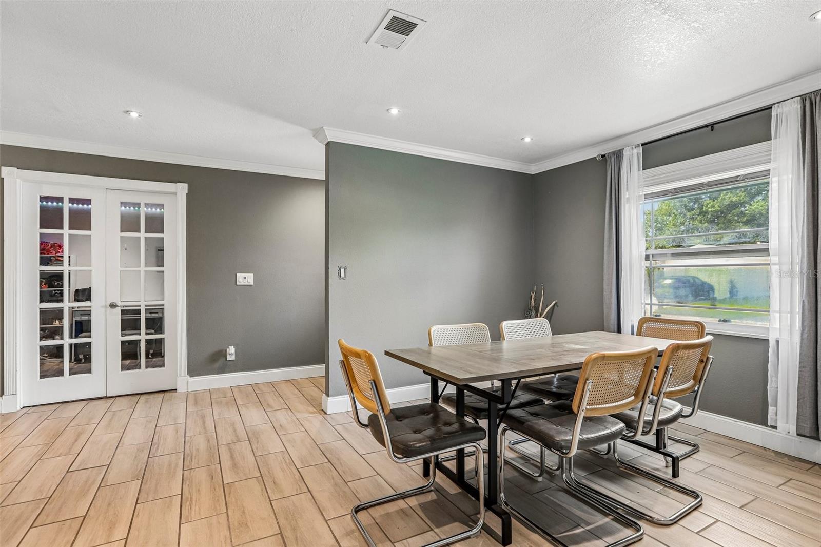 1009 COOLWOOD PL — photo 10