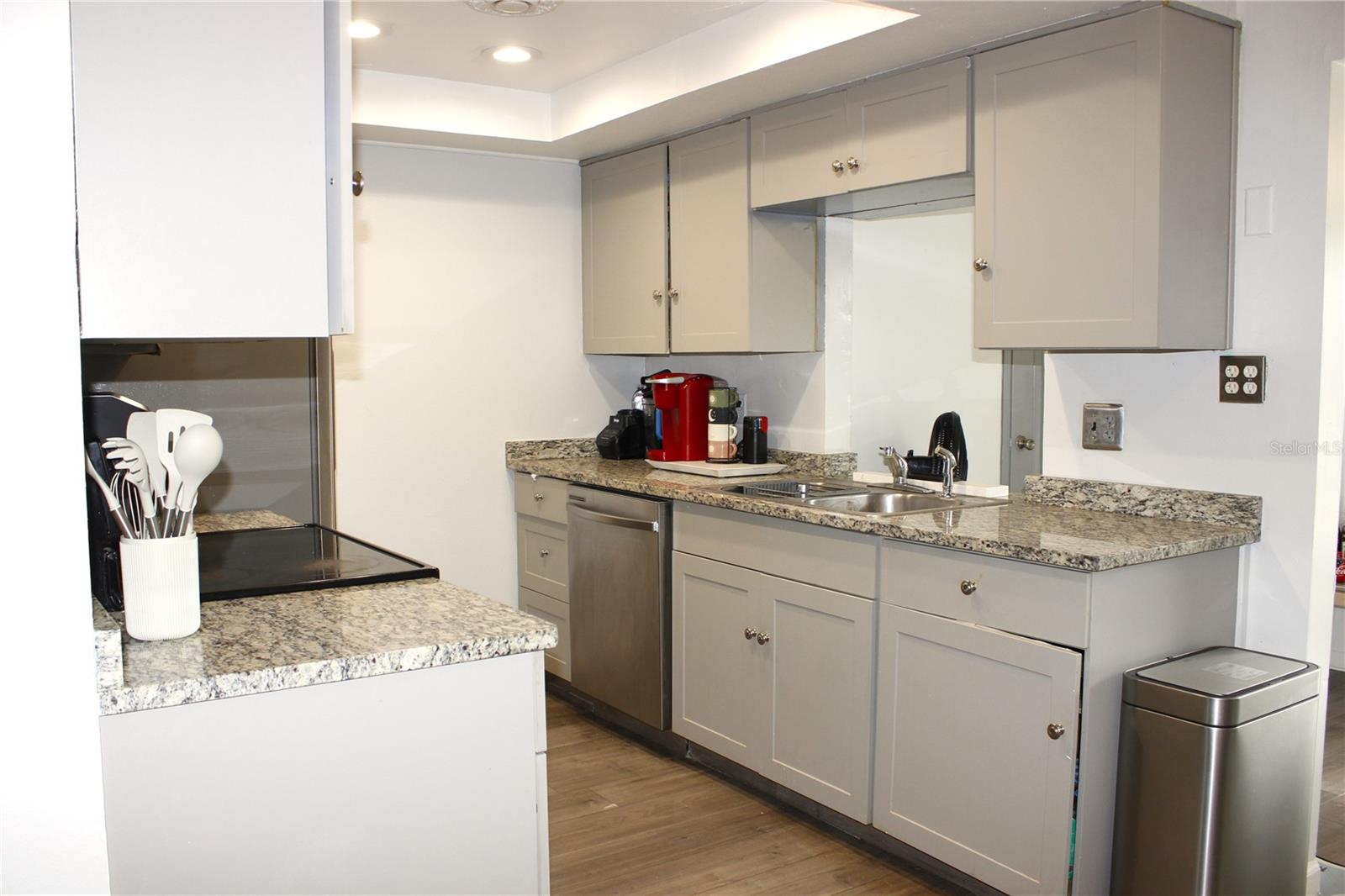 3408 OAK TRAIL CT — photo 18