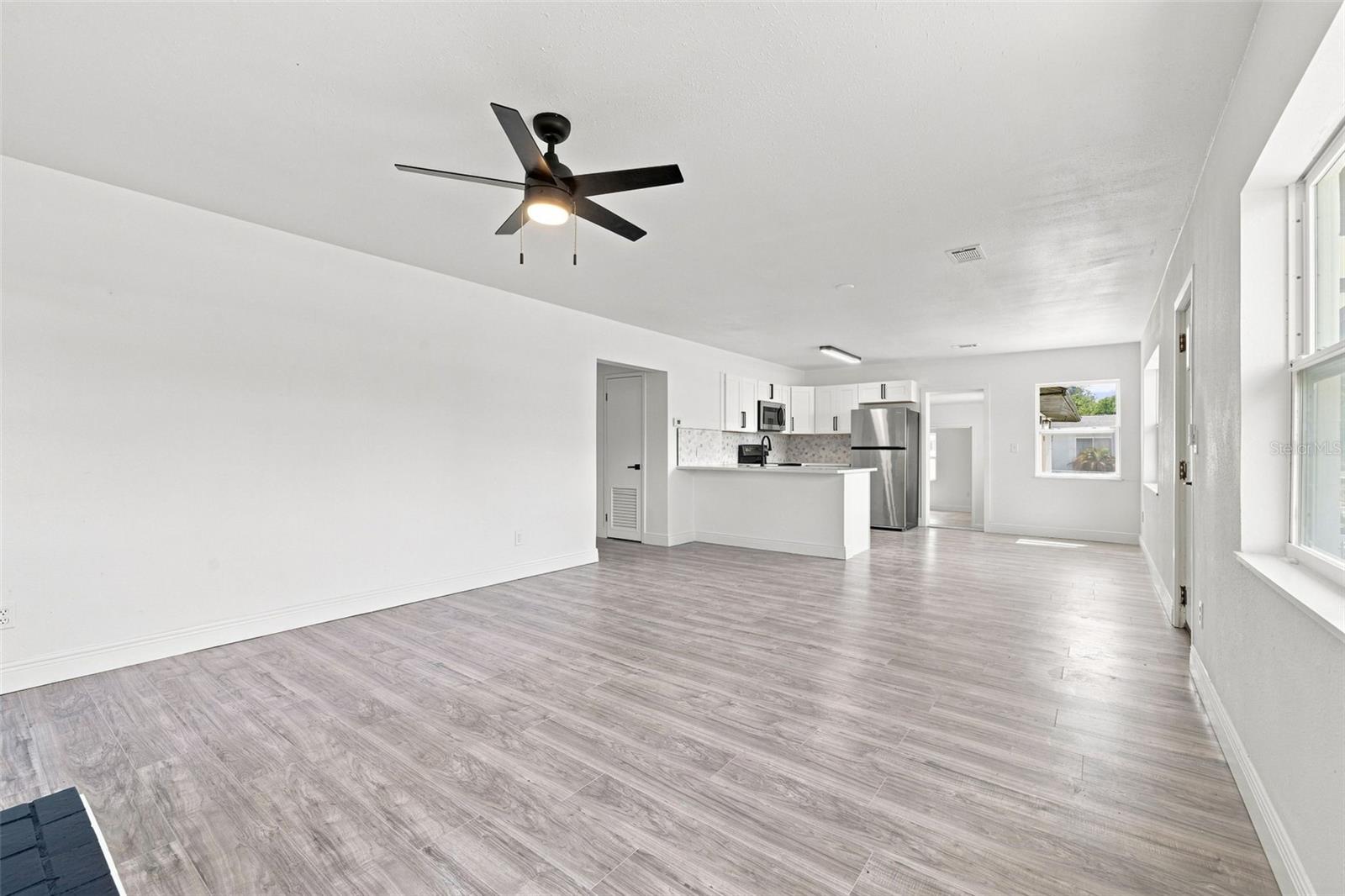 38947 5TH AVE — photo 7