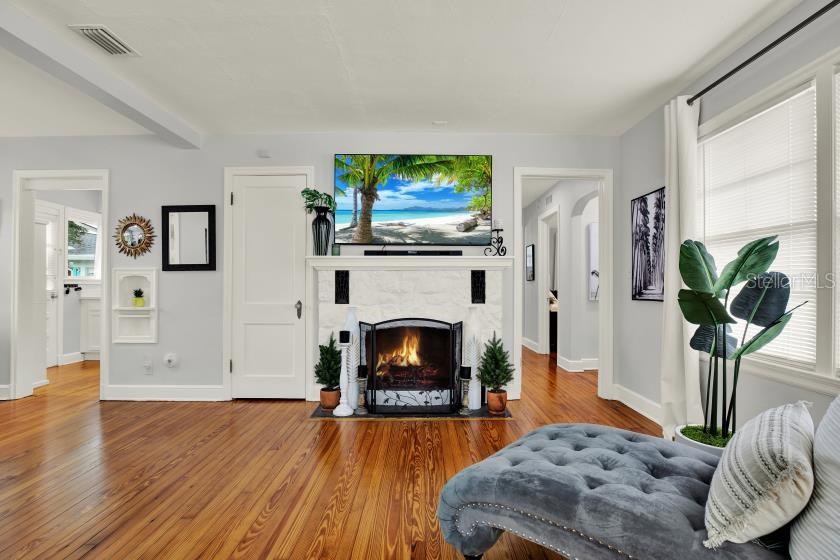 306 N HIGHLAND AVE — photo 3