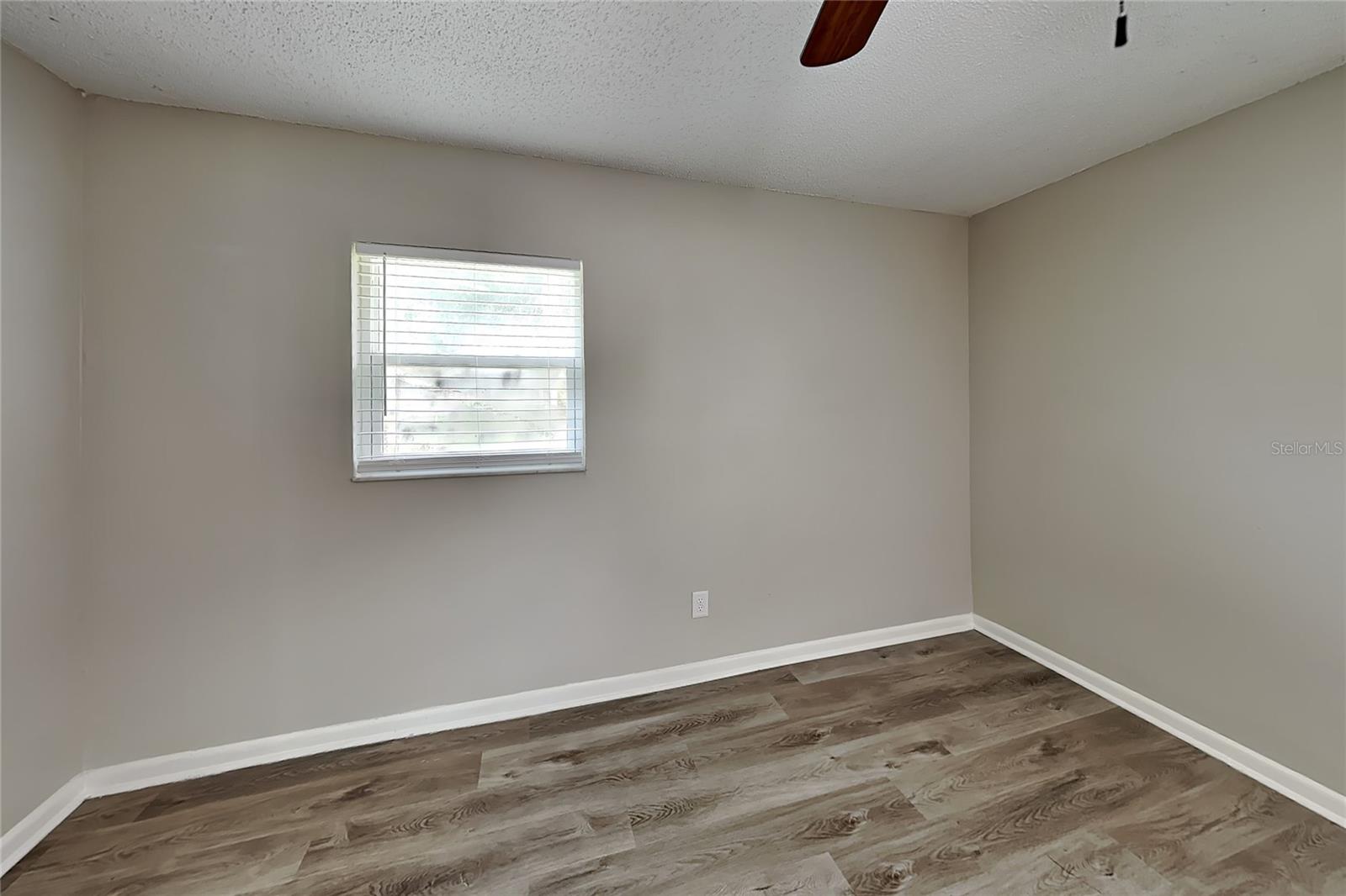 Home in SEFFNER — photo 8