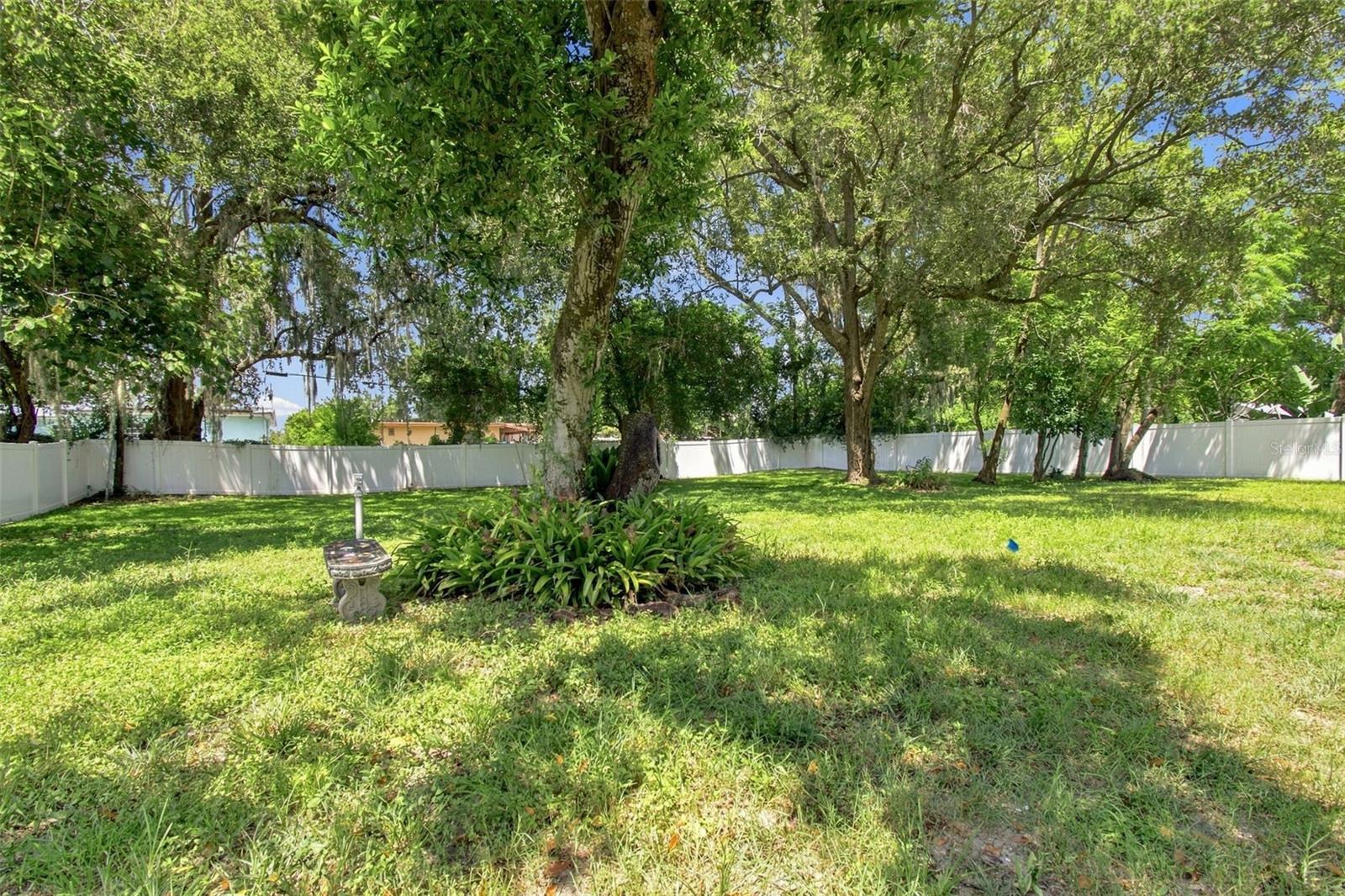 3426 RIVERVIEW DR — photo 36