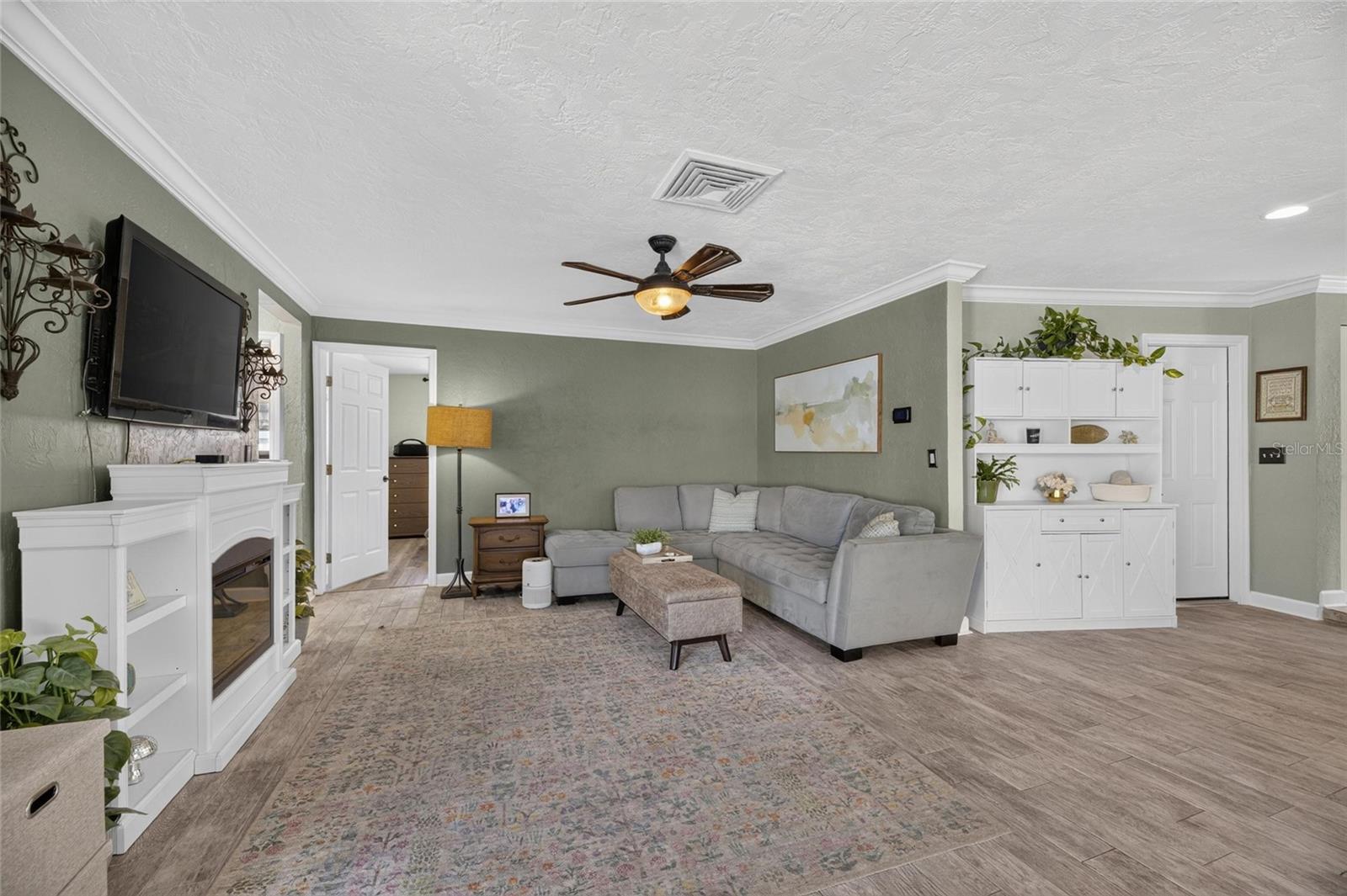 6314 WISTERIA LN — photo 24