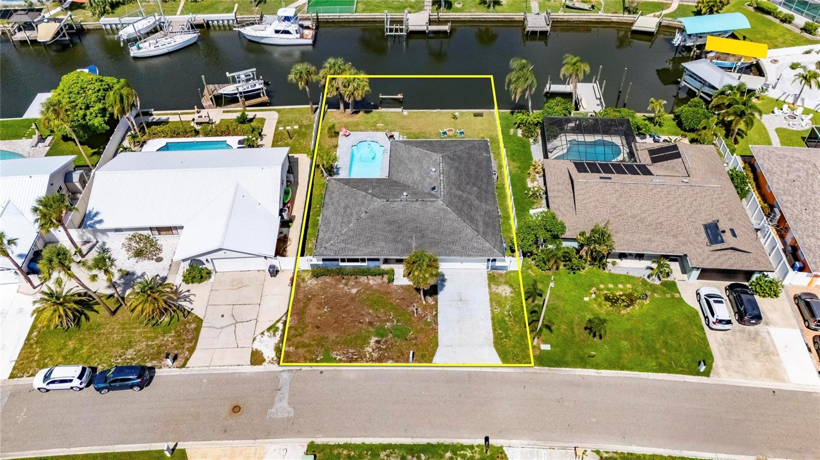 6314 WISTERIA LN — photo 3