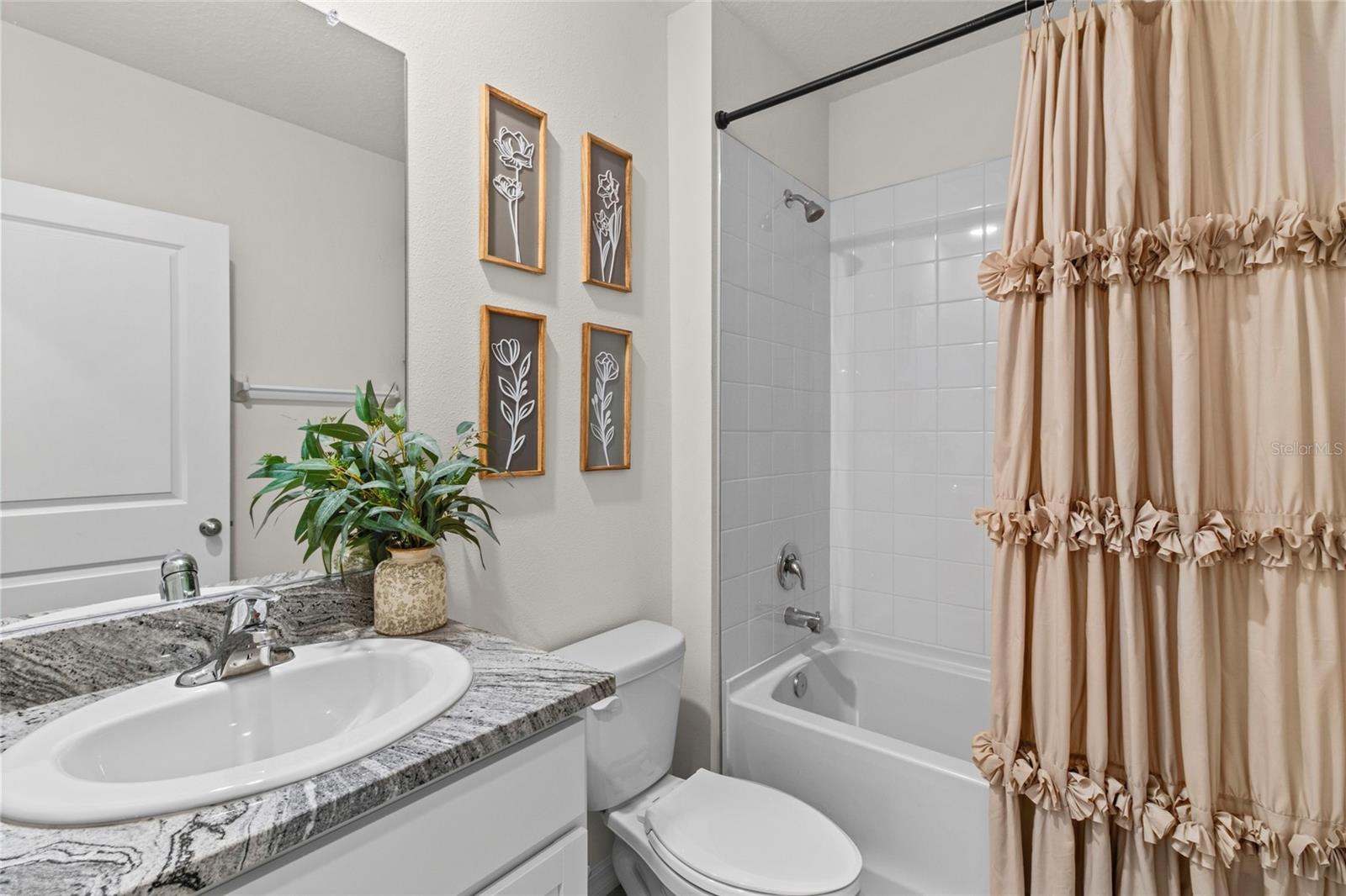 8210 DOLPHIN BLUFF BLVD — photo 15