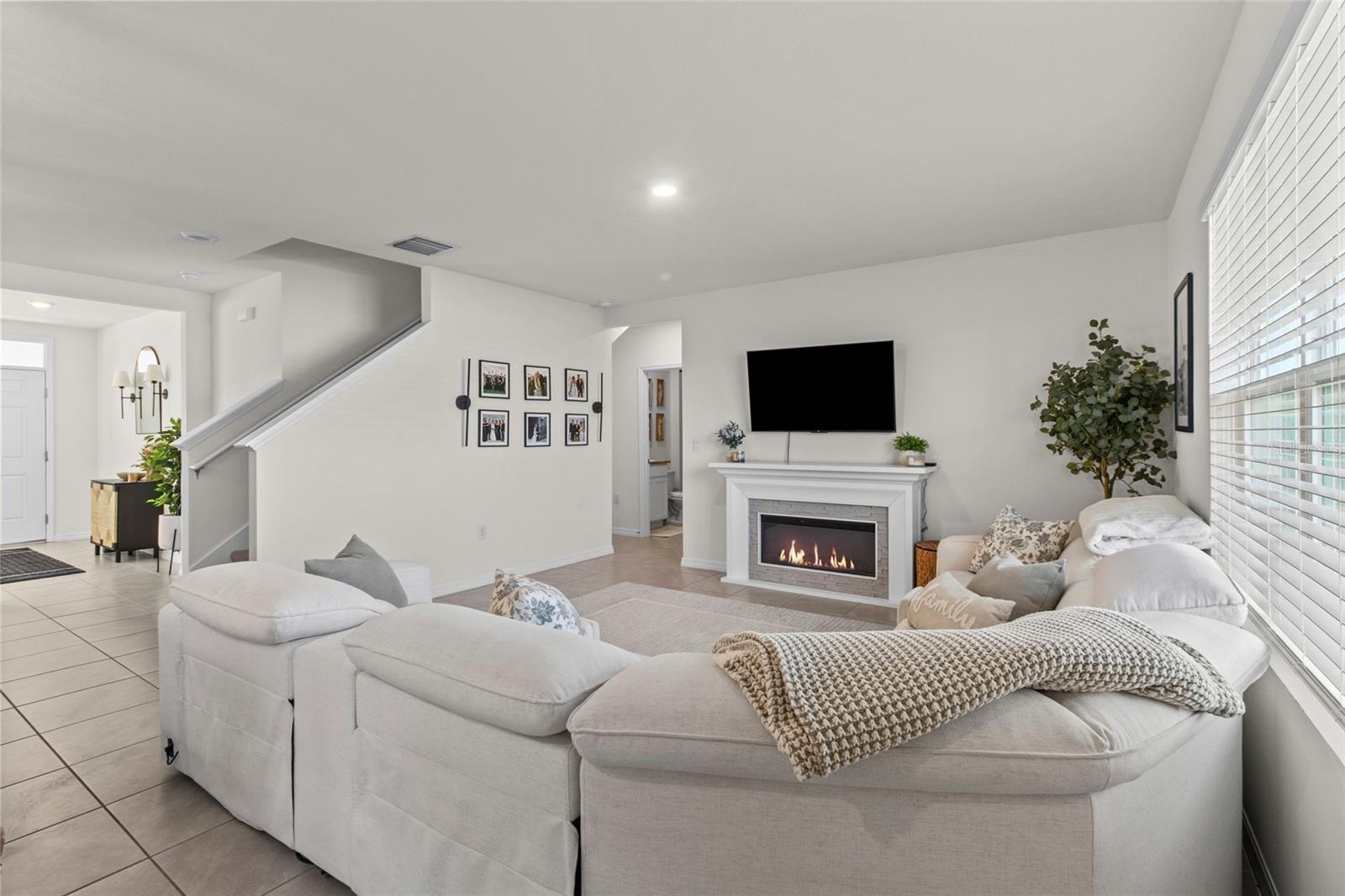 8210 DOLPHIN BLUFF BLVD — photo 12