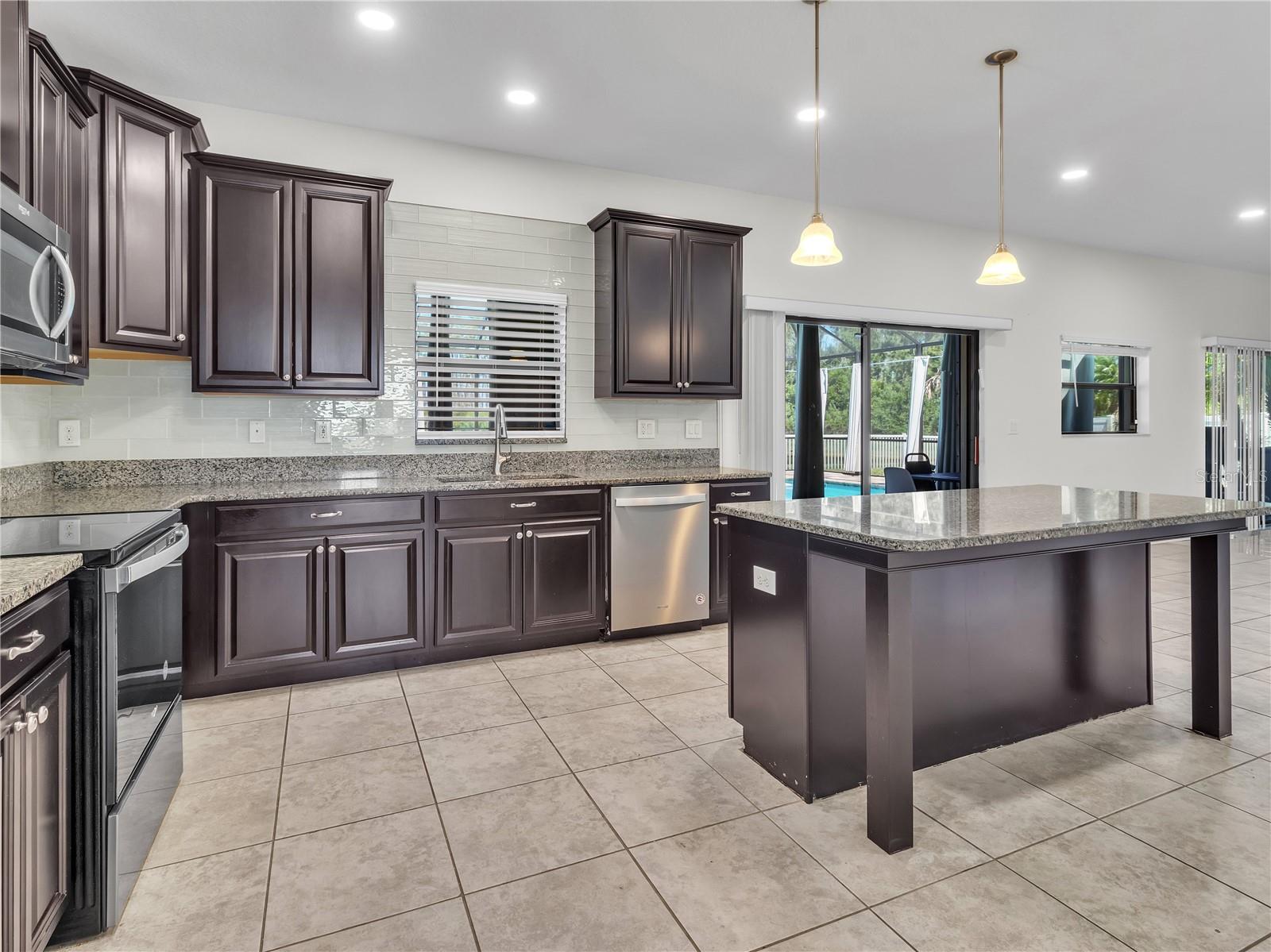 5063 IVORY STONE DR — photo 11