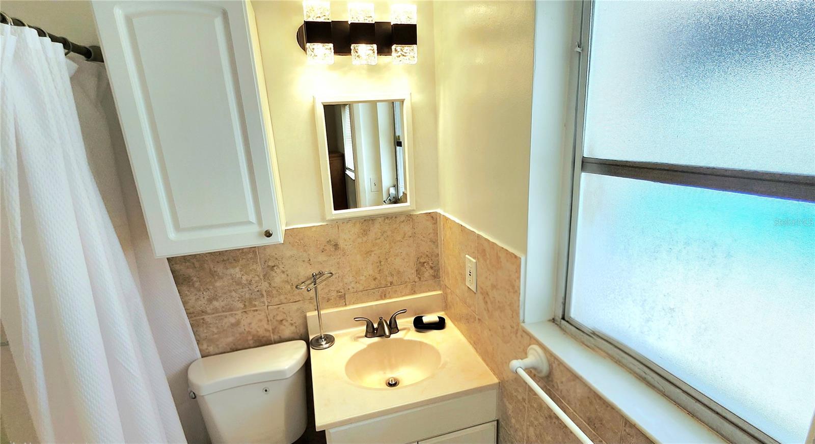 9709 LAKESIDE LN — photo 25