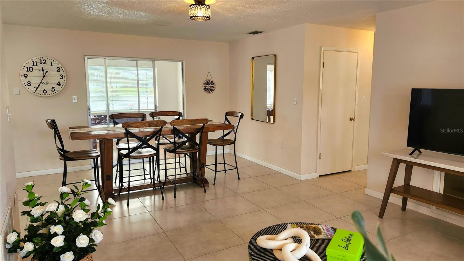 9709 LAKESIDE LN — photo 15