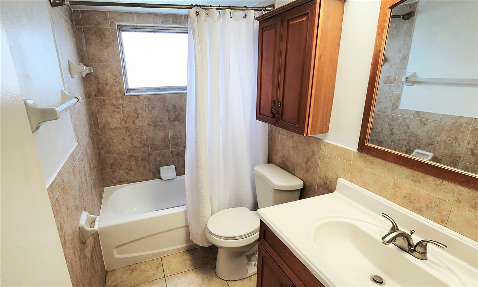 9709 LAKESIDE LN — photo 22